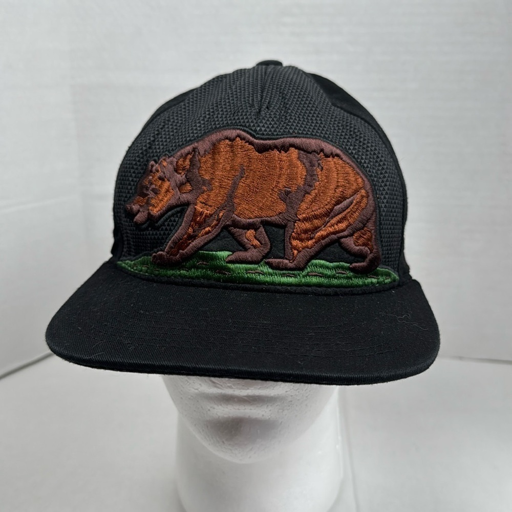 Top Leve California hat